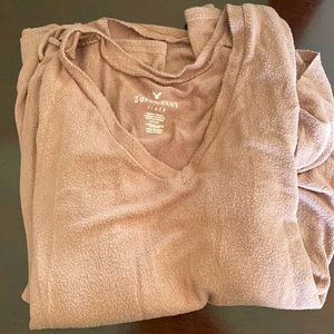 2/$20🎉 American Eagle sweater